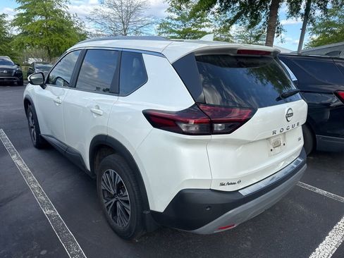 Certified 2023 Nissan Rogue SV w/ SV Premium B Package image 5