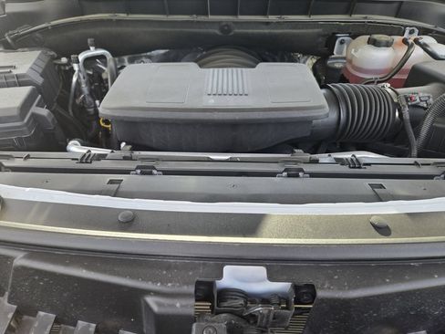 Used 2026 Chevrolet Tahoe LT w/ Comfort Package RWD image 31