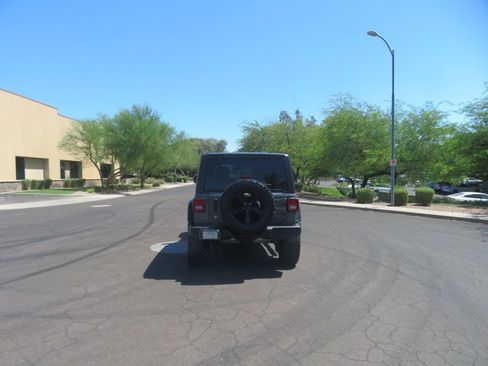 Used 2019 Jeep Wrangler Unlimited Sport AWD/4WD image 12