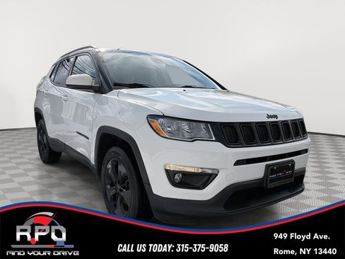 Used 2018 Jeep Compass Latitude w/ Popular Equipment Group image 7