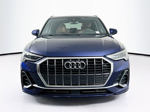 Used 2025 Audi Q3 2.0T Premium AWD/4WD image 2