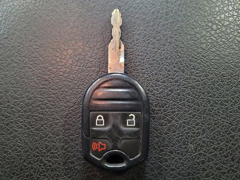 Used 2014 Ford F150 XLT w/ Equipment Group 302A Luxury image 32