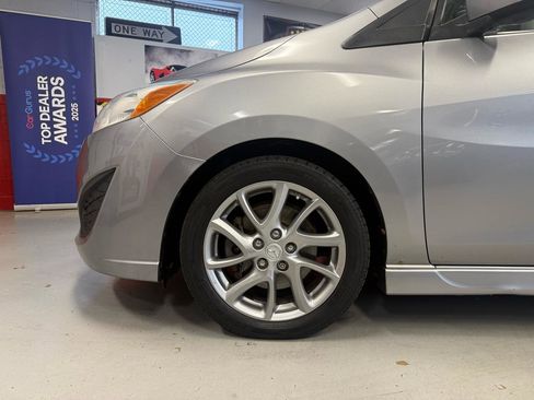 Used 2012 MAZDA MAZDA5 Grand Touring image 15