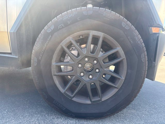 Used 2026 Tesla Cybertruck Cyberbeast AWD/4WD image 5