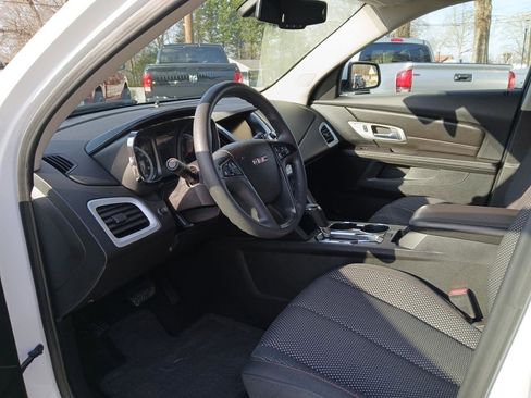 Used 2016 GMC Terrain SLE image 18