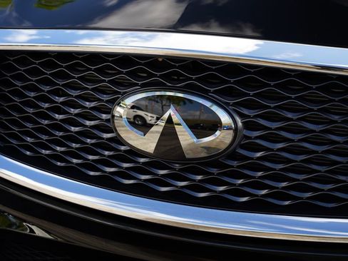 Used 2025 INFINITI QX50 Luxe image 5