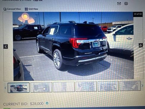 Used 2023 GMC Acadia Denali w/ Denali Technology Package AWD/4WD image 11