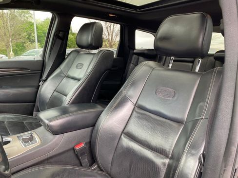 Used 2014 Jeep Grand Cherokee Overland w/ Advanced Technology Group image 17