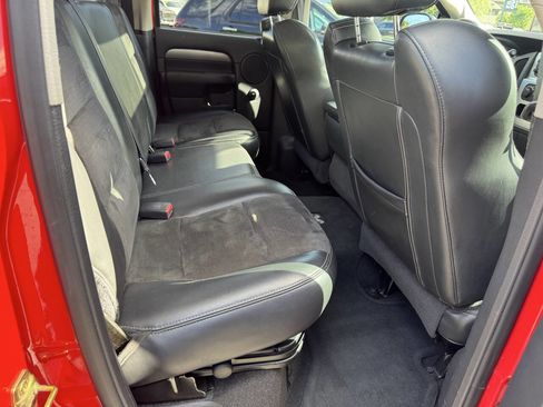 Used 2005 Dodge Ram 1500 Truck 2WD Quad Cab image 16