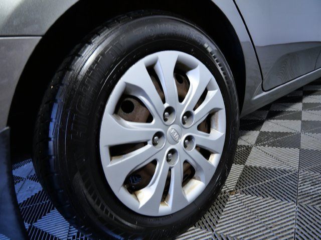 Used 2012 Kia Forte EX FWD image 9