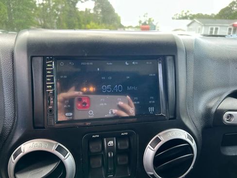 Used 2012 Jeep Wrangler Unlimited Sahara w/ Dual Top Group image 19