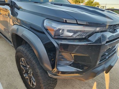 Used 2025 Chevrolet Colorado ZR2 AWD/4WD image 8