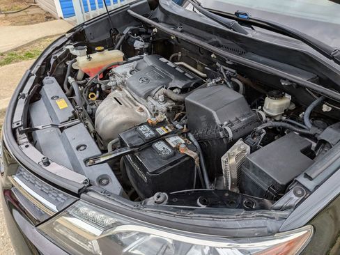 Used 2015 Toyota RAV4 XLE AWD/4WD image 18