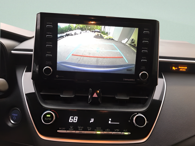 Used 2021 Toyota Corolla LE FWD image 18