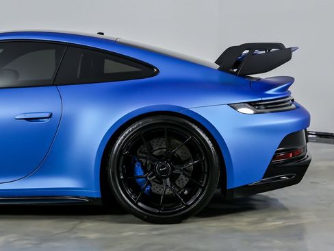 Used 2022 Porsche 911 GT3 image 9