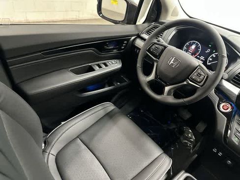 New 2026 Honda Odyssey Elite image 12