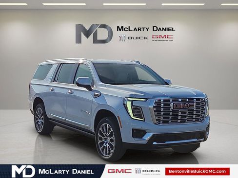 New 2026 GMC Yukon XL Denali w/ Sun & Power Step Package AWD/4WD image 1