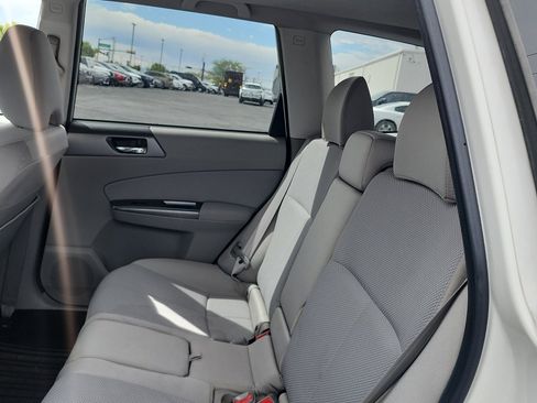 Used 2012 Subaru Forester 2.5X Premium AWD/4WD image 12