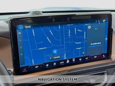 Used 2025 Ford Bronco Sport Outer Banks w/ Outer Banks Tech Package+ image 3