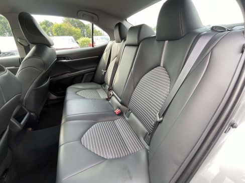 Used 2024 Toyota Camry SE FWD image 12