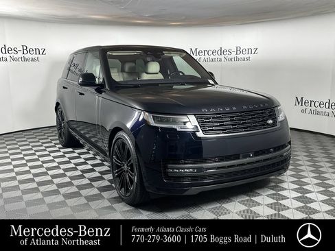 Used 2023 Land Rover Range Rover SE AWD/4WD image 1