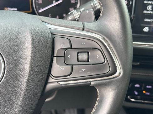 Used 2023 Buick Envision Essence FWD image 31