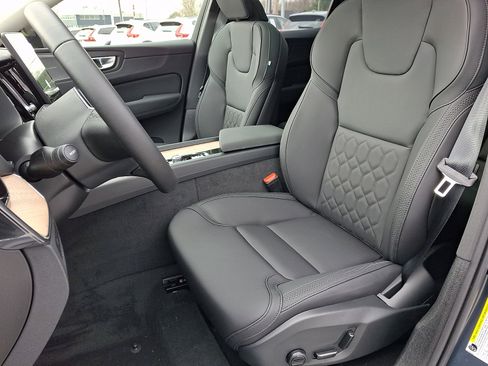 New 2026 Volvo XC60 B5 Plus w/ Protection Package Premier AWD/4WD image 7