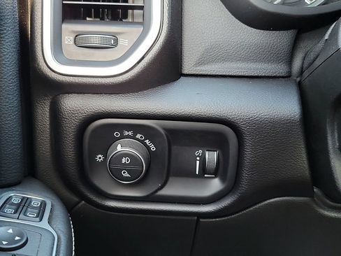 Used 2024 RAM 2500 Big Horn w/ Bed Utility Group AWD/4WD image 14