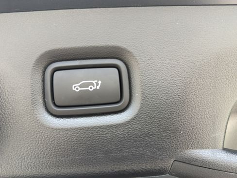 Used 2023 Kia EV6 Wind w/ Wind Technology Package AWD/4WD image 14