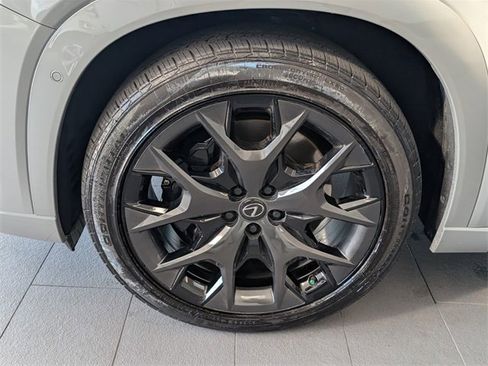 Used 2024 Lexus TX 500h AWD image 5