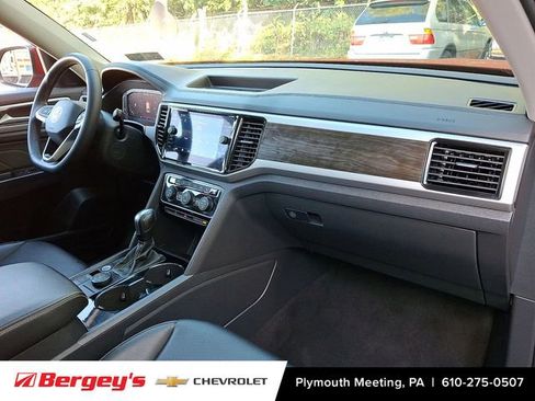 Used 2022 Volkswagen Atlas SE image 35