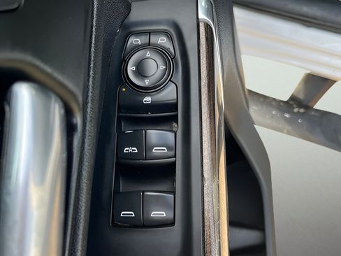 Used 2020 Chevrolet Silverado 2500 LT AWD/4WD image 13