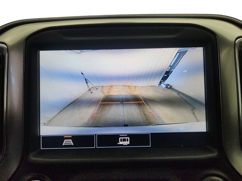 Used 2021 Chevrolet Silverado 1500 RST image 16