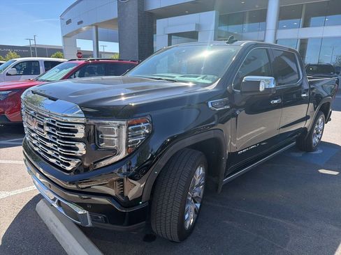 Used 2023 GMC Sierra 1500 Denali w/ Denali Reserve Package image 4