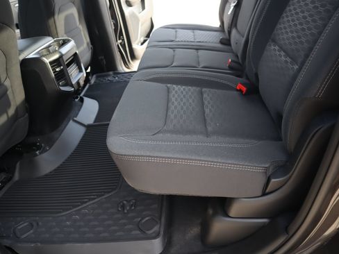 New 2026 RAM 1500 Big Horn AWD/4WD image 13