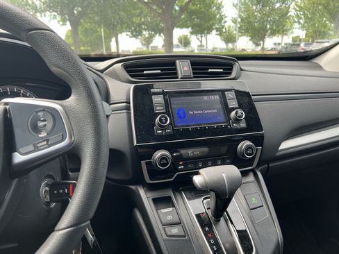 Used 2017 Honda CR-V LX image 32