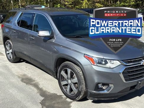 Used 2021 Chevrolet Traverse LT w/ LT Premium Package AWD/4WD image 1