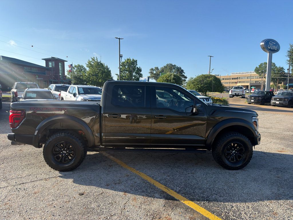 Used 2024 Ford F150 Raptor AWD/4WD image 4