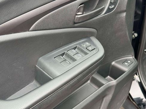 Used 2023 Honda Passport EX-L image 19