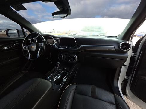 Used 2022 Chevrolet Blazer Premier w/ Enhanced Convenience Package image 10