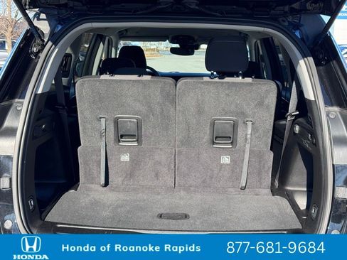 Used 2023 Jeep Grand Cherokee L Laredo image 35