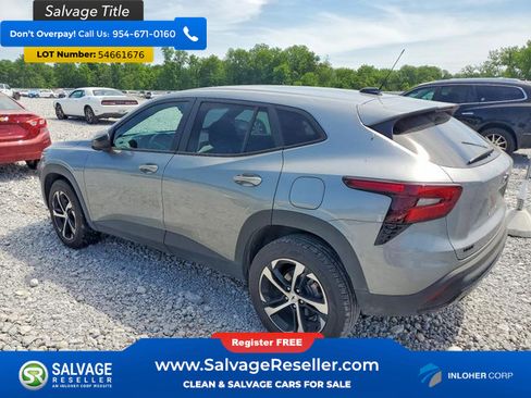 Used 2026 Chevrolet Trax RS w/ Driver Confidence Package FWD image 3