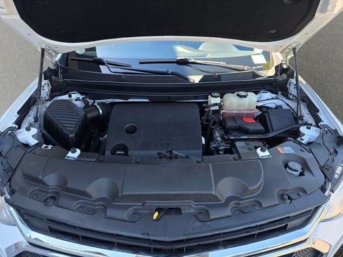Used 2018 Chevrolet Traverse LT AWD/4WD image 33