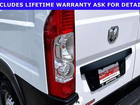 Used 2024 RAM ProMaster 2500 w/ Convenience Group FWD image 22