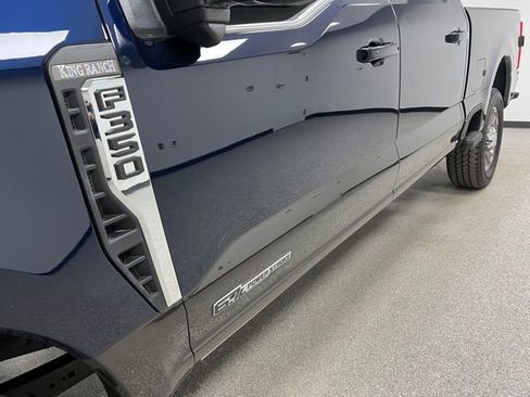 Used 2025 Ford F350 King Ranch AWD/4WD image 12