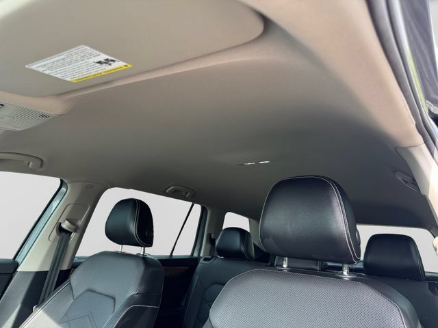 Used 2024 Volkswagen Atlas SE FWD image 12