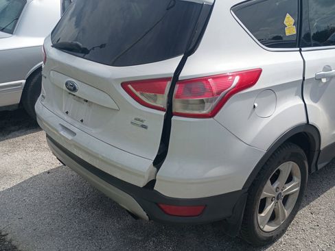 Used 2015 Ford Escape SE AWD/4WD image 4