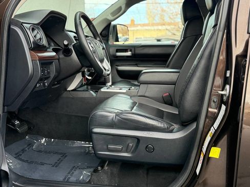 Used 2018 Toyota Tundra Limited w/ Limited Premium Package image 62