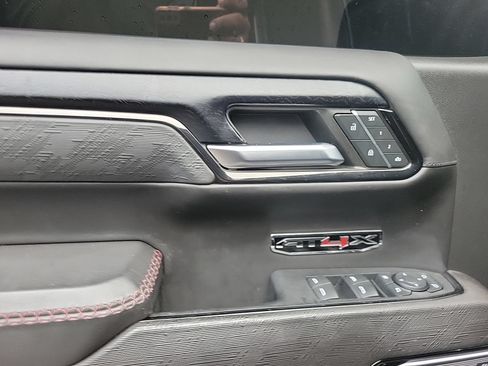 Used 2024 GMC Sierra 1500 AT4X AWD/4WD image 18