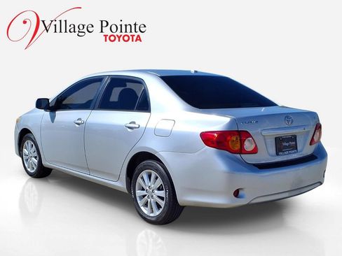Used 2009 Toyota Corolla XLE w/ All Weather Guard Pkg FWD image 3